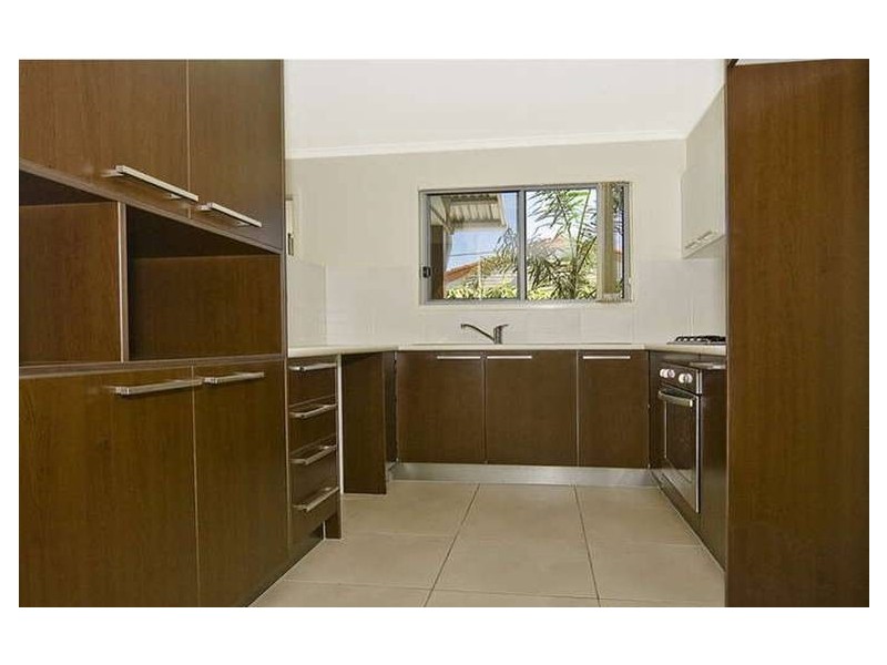 2/17 Cotterill Avenue, Bongaree QLD 4507