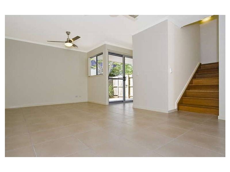2/17 Cotterill Avenue, Bongaree QLD 4507