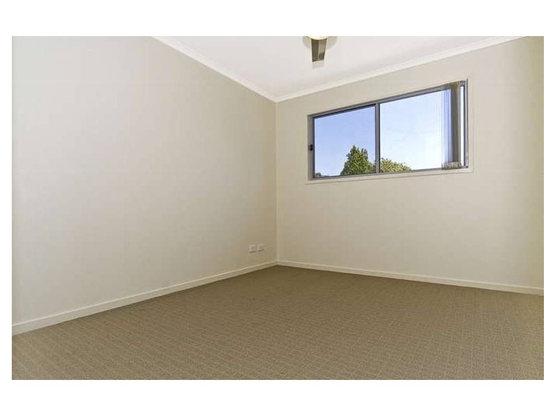 2/17 Cotterill Avenue, Bongaree QLD 4507