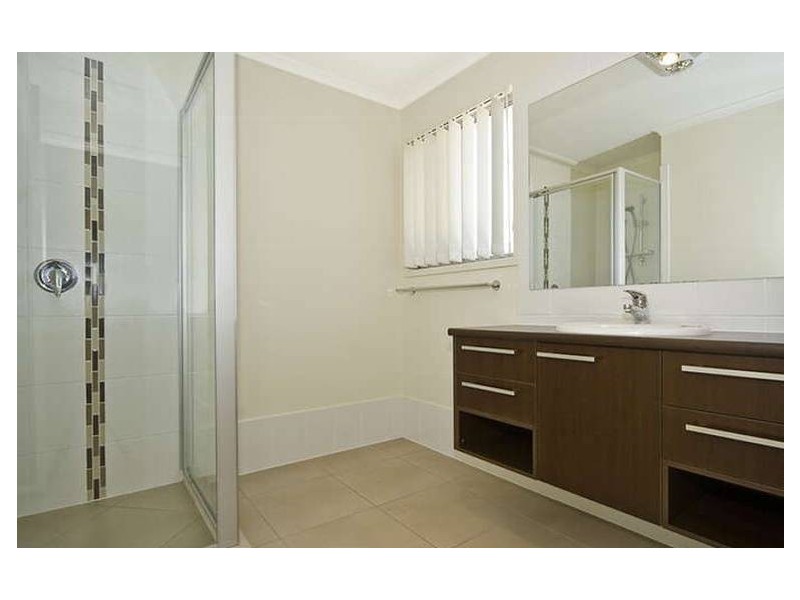 2/17 Cotterill Avenue, Bongaree QLD 4507