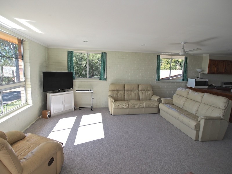100 Ningi Esplanade, Ningi QLD 4511