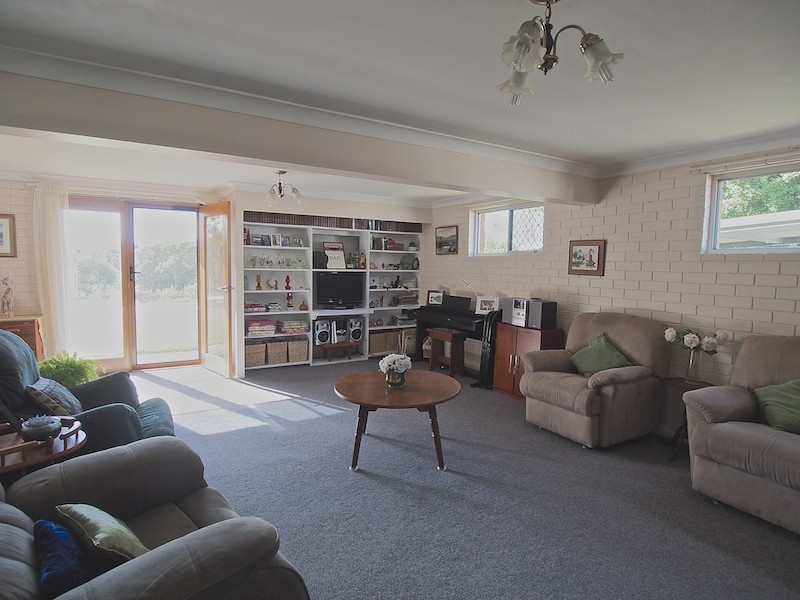 100 Ningi Esplanade, Ningi QLD 4511