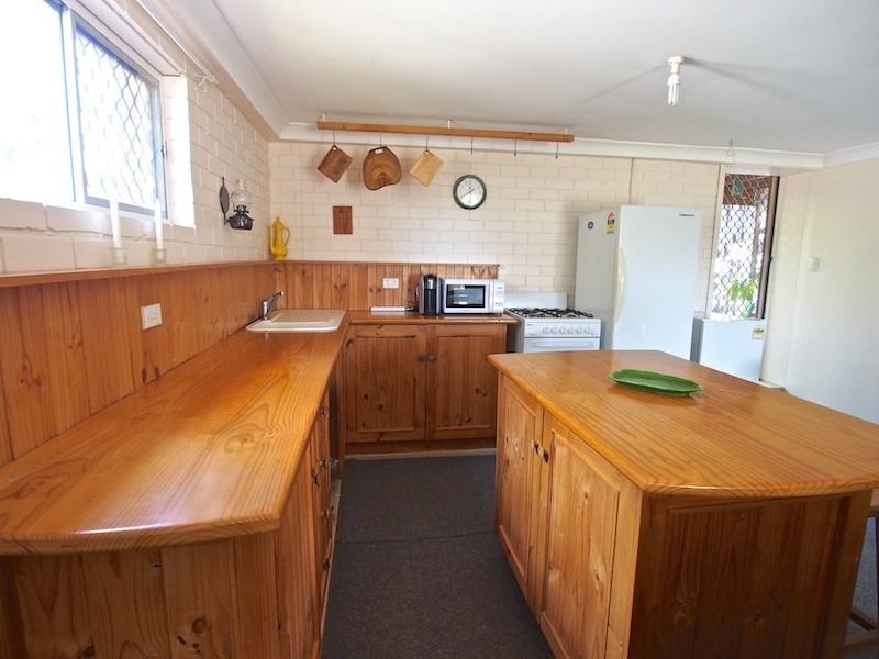 100 Ningi Esplanade, Ningi QLD 4511