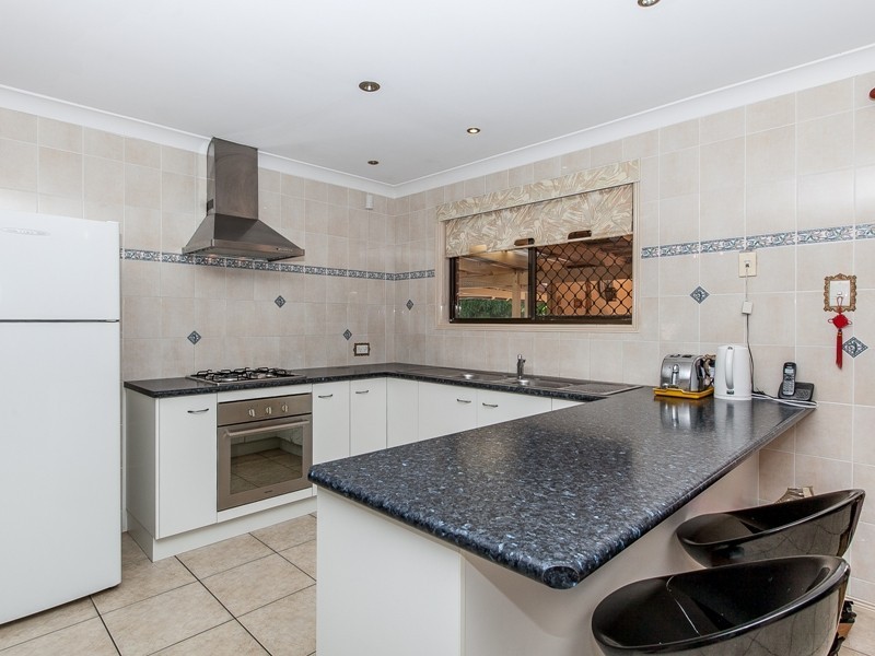 87 Relesah Drive, Ningi QLD 4511