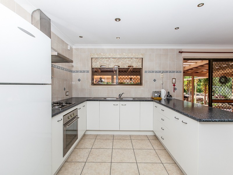 87 Relesah Drive, Ningi QLD 4511