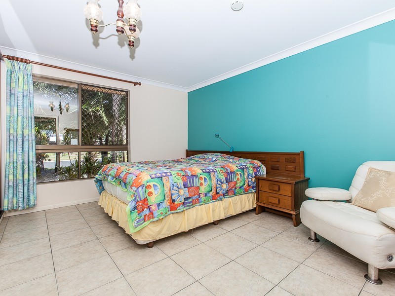 87 Relesah Drive, Ningi QLD 4511