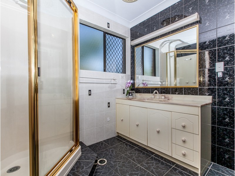 87 Relesah Drive, Ningi QLD 4511