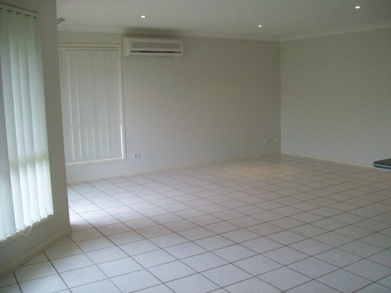 Sandstone Point QLD 4511