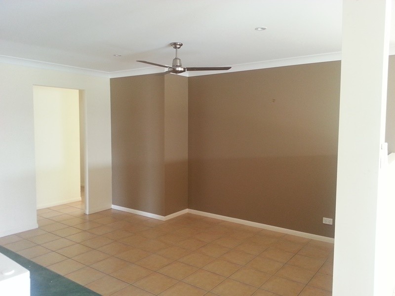 17 Wategoes Street, Sandstone Point QLD 4511