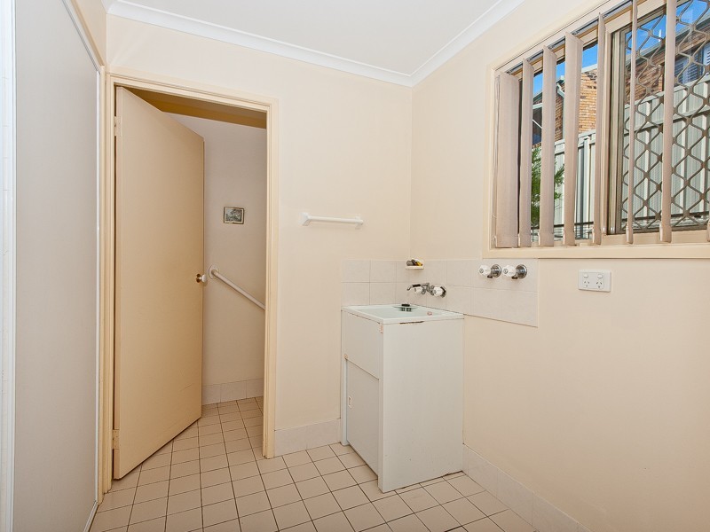 2/60 Banya Street, Bongaree QLD 4507