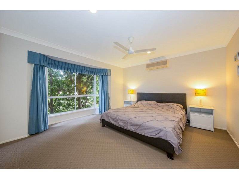 11 Winch Court, Banksia Beach QLD 4507