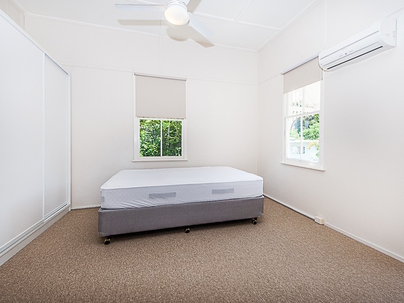 23 The Boulevarde, Bongaree QLD 4507