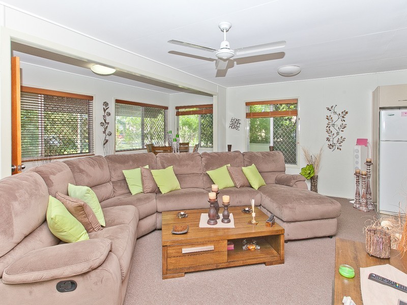 4 Lapwing Street, Bongaree QLD 4507