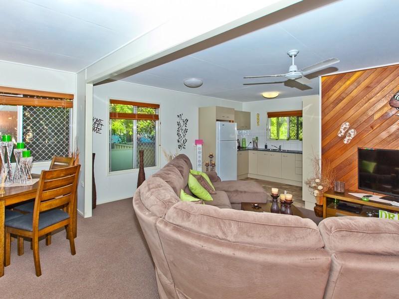 4 Lapwing Street, Bongaree QLD 4507