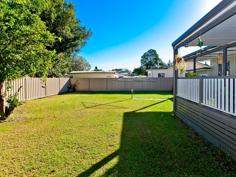 4 Lapwing Street, Bongaree QLD 4507