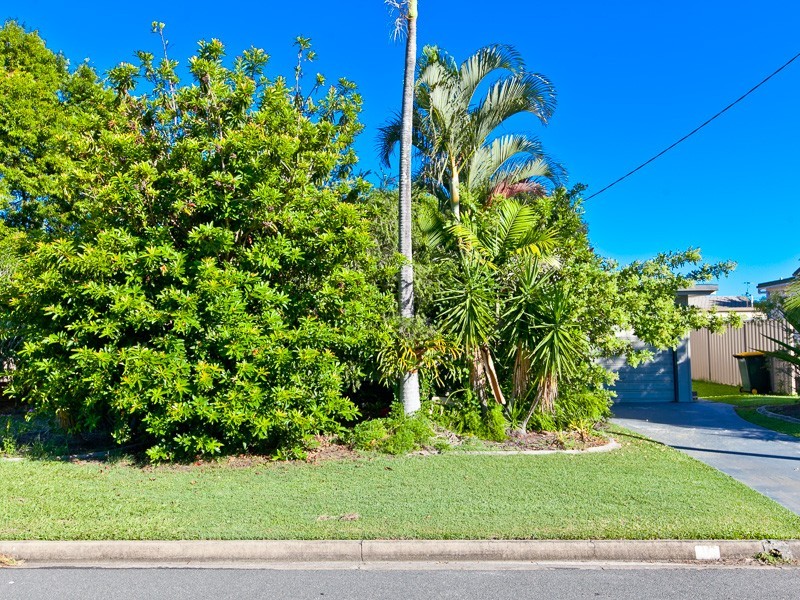 4 Lapwing Street, Bongaree QLD 4507