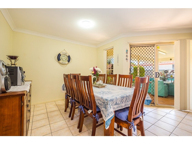 8 Seahorse Court, Banksia Beach QLD 4507