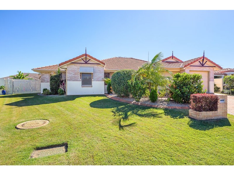 8 Seahorse Court, Banksia Beach QLD 4507