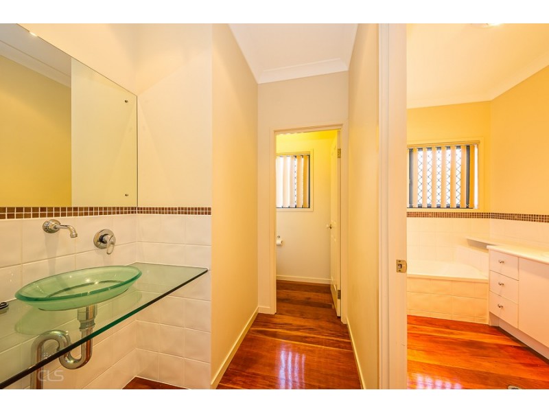 223 Endeavour Drive, Banksia Beach QLD 4507