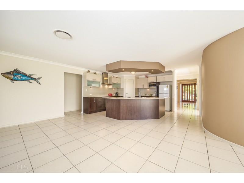 7 Oriole Close, Banksia Beach QLD 4507