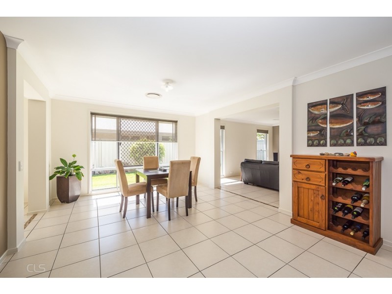 7 Oriole Close, Banksia Beach QLD 4507