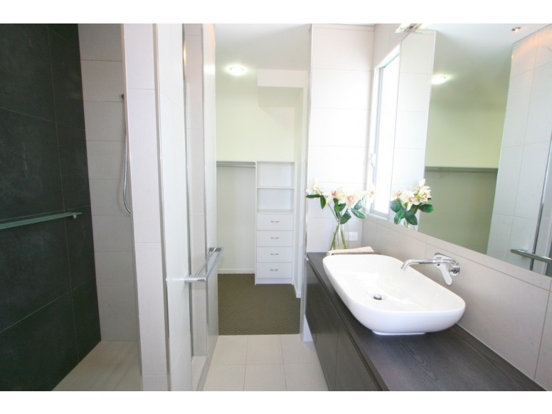 4 Dunebean Drive, Banksia Beach QLD 4507