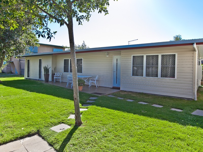 1 Lyrebird Lane, Bongaree QLD 4507