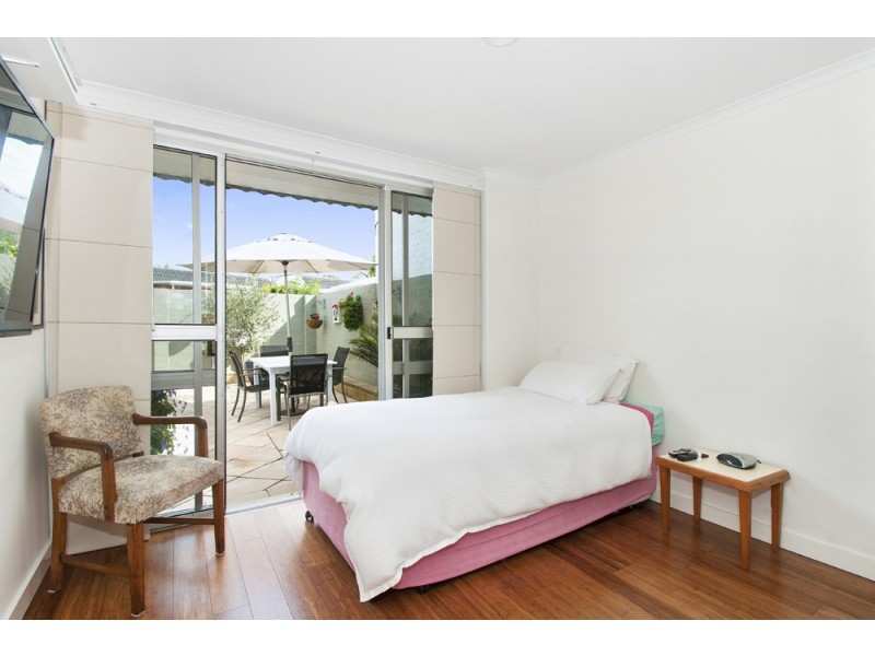A20/16 Spinnaker Drive, Sandstone Point QLD 4511