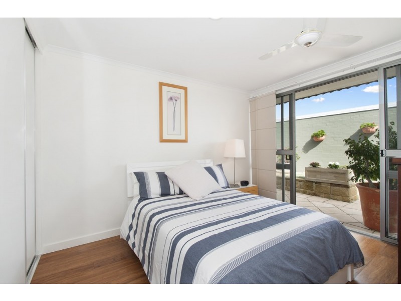 A20/16 Spinnaker Drive, Sandstone Point QLD 4511