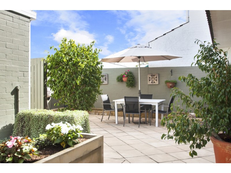 A20/16 Spinnaker Drive, Sandstone Point QLD 4511