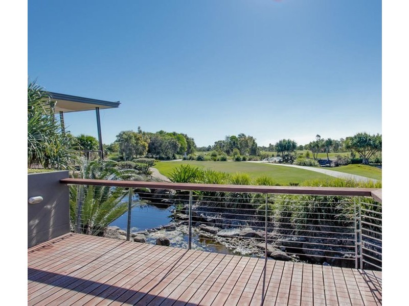 8 Clubrush Court, Banksia Beach QLD 4507