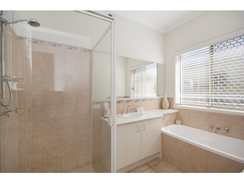 38 Tradewinds Drive, Banksia Beach QLD 4507