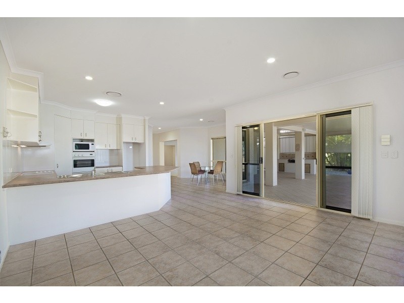 38 Tradewinds Drive, Banksia Beach QLD 4507
