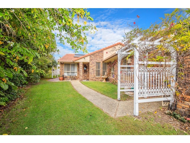 10 Magdalena Place, Banksia Beach QLD 4507