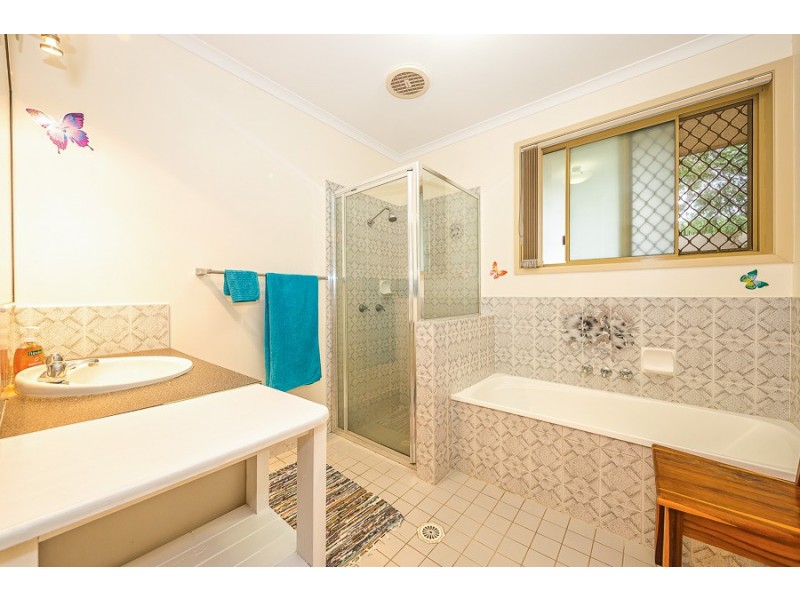 10 Magdalena Place, Banksia Beach QLD 4507