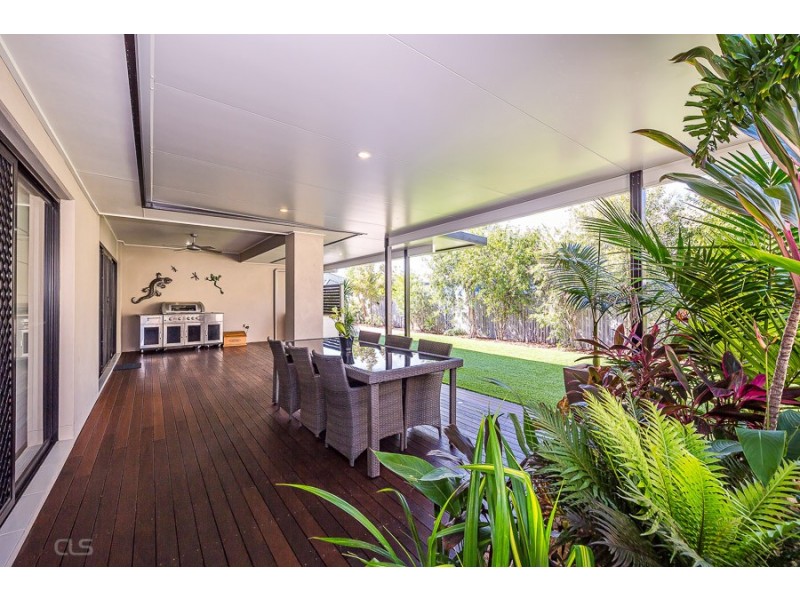23 Raptor Parade, Banksia Beach QLD 4507