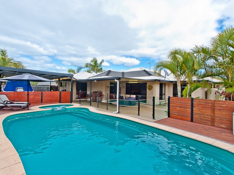 40 Bilinga Court, Sandstone Point QLD 4511