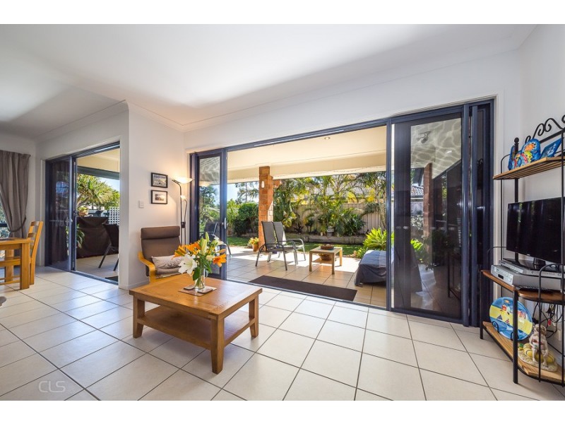 36 Bilinga Court, Sandstone Point QLD 4511