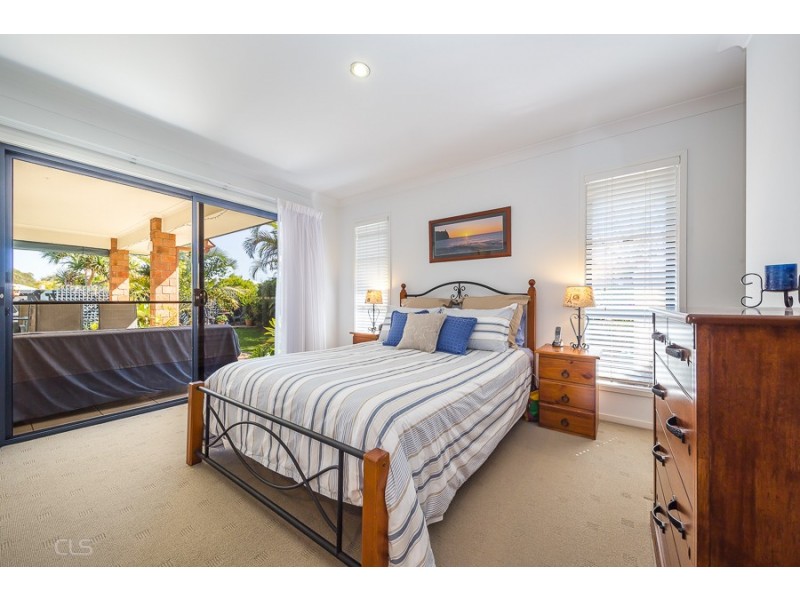 36 Bilinga Court, Sandstone Point QLD 4511