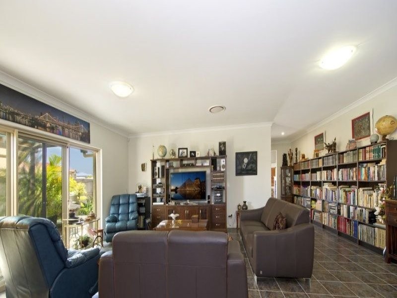 93 Voyagers Drive, Banksia Beach QLD 4507