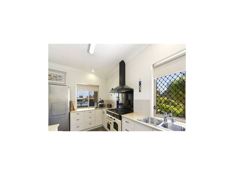 93 Voyagers Drive, Banksia Beach QLD 4507