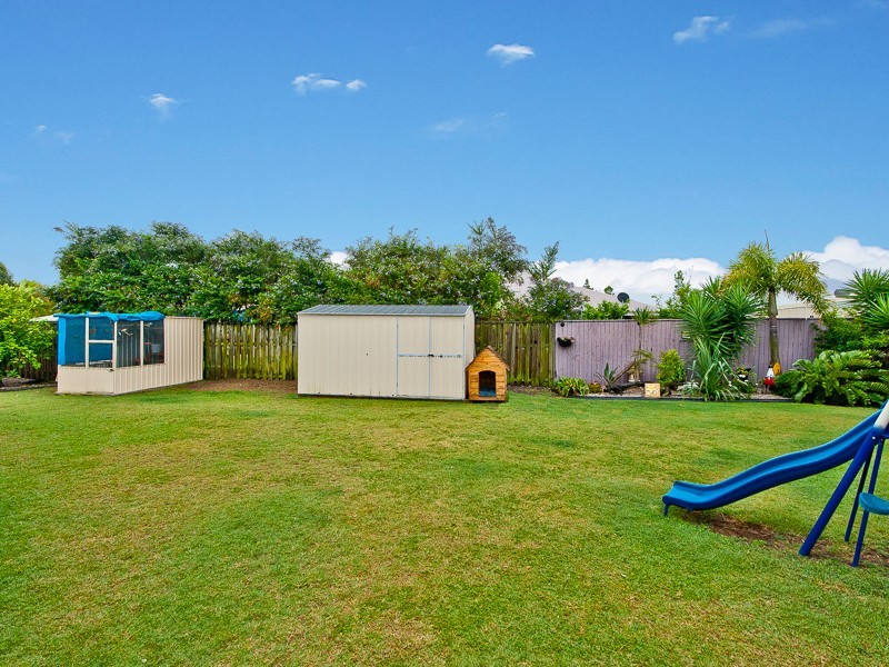 7 Amity Court, Sandstone Point QLD 4511