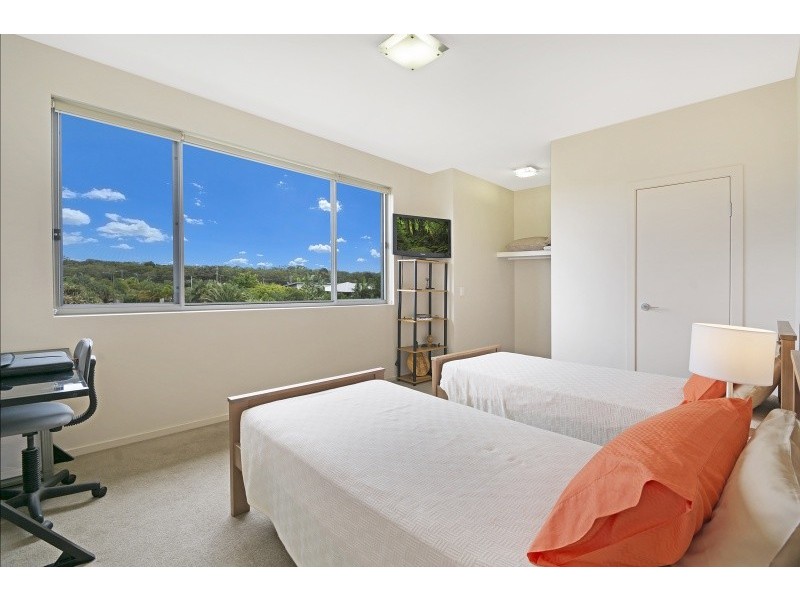 Unit 16 Spinnaker Blue, Sandstone Point QLD 4511