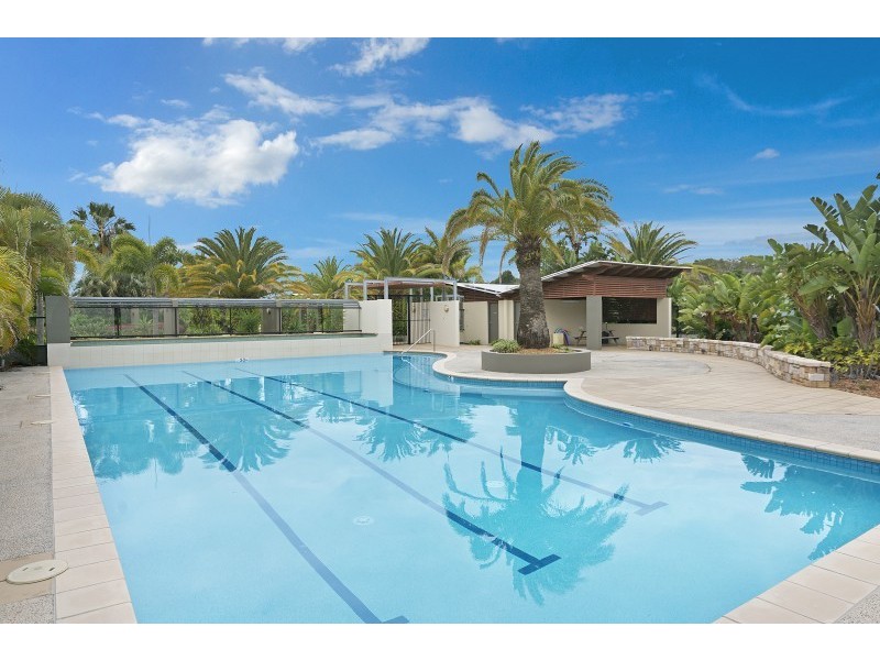 Unit 16 Spinnaker Blue, Sandstone Point QLD 4511