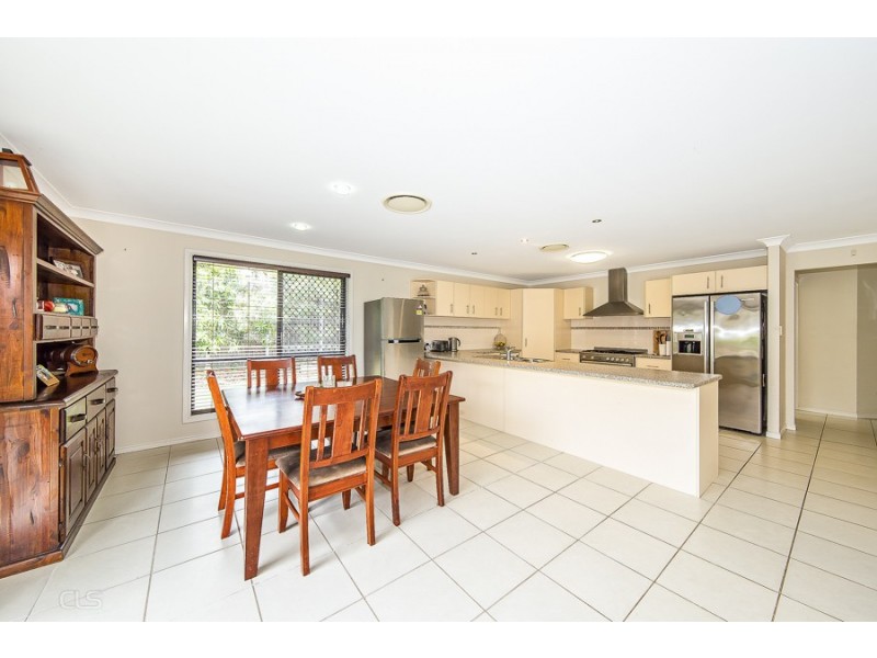 34 Hirst Court, Ningi QLD 4511