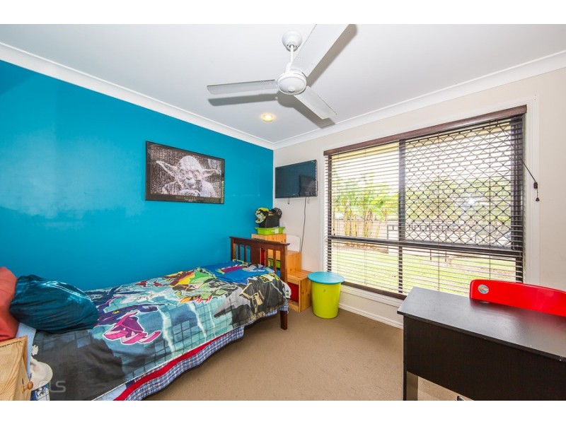 34 Hirst Court, Ningi QLD 4511