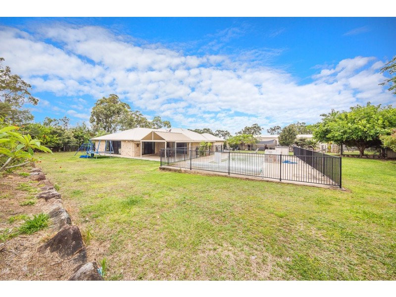 34 Hirst Court, Ningi QLD 4511