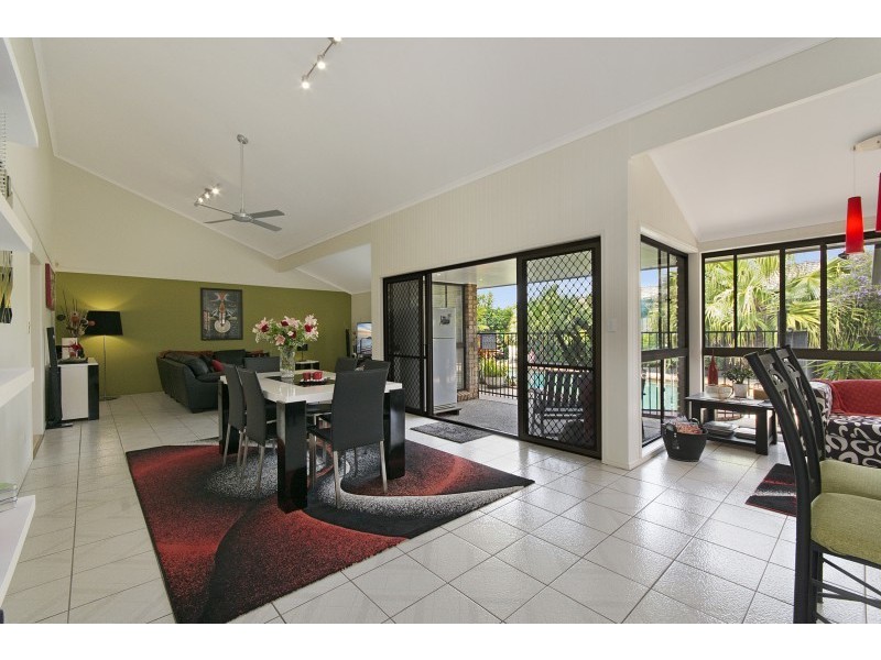 19 Jacaranda Drive, Bongaree QLD 4507
