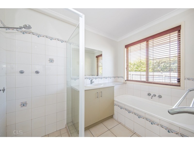 203 Endeavour Drive, Banksia Beach QLD 4507