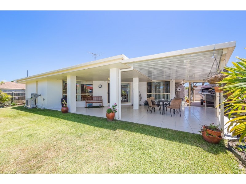 263 Bestmann Road, Sandstone Point QLD 4511